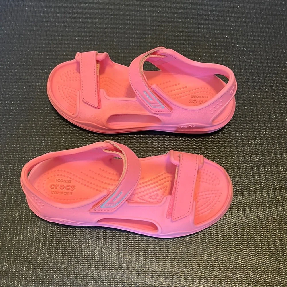 Crocs - Picture 1 of 3